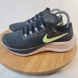 Nike Zoom Pegasus 37 Running Sneakers Shoes Youth 6 Womens 7 Equivalent Black